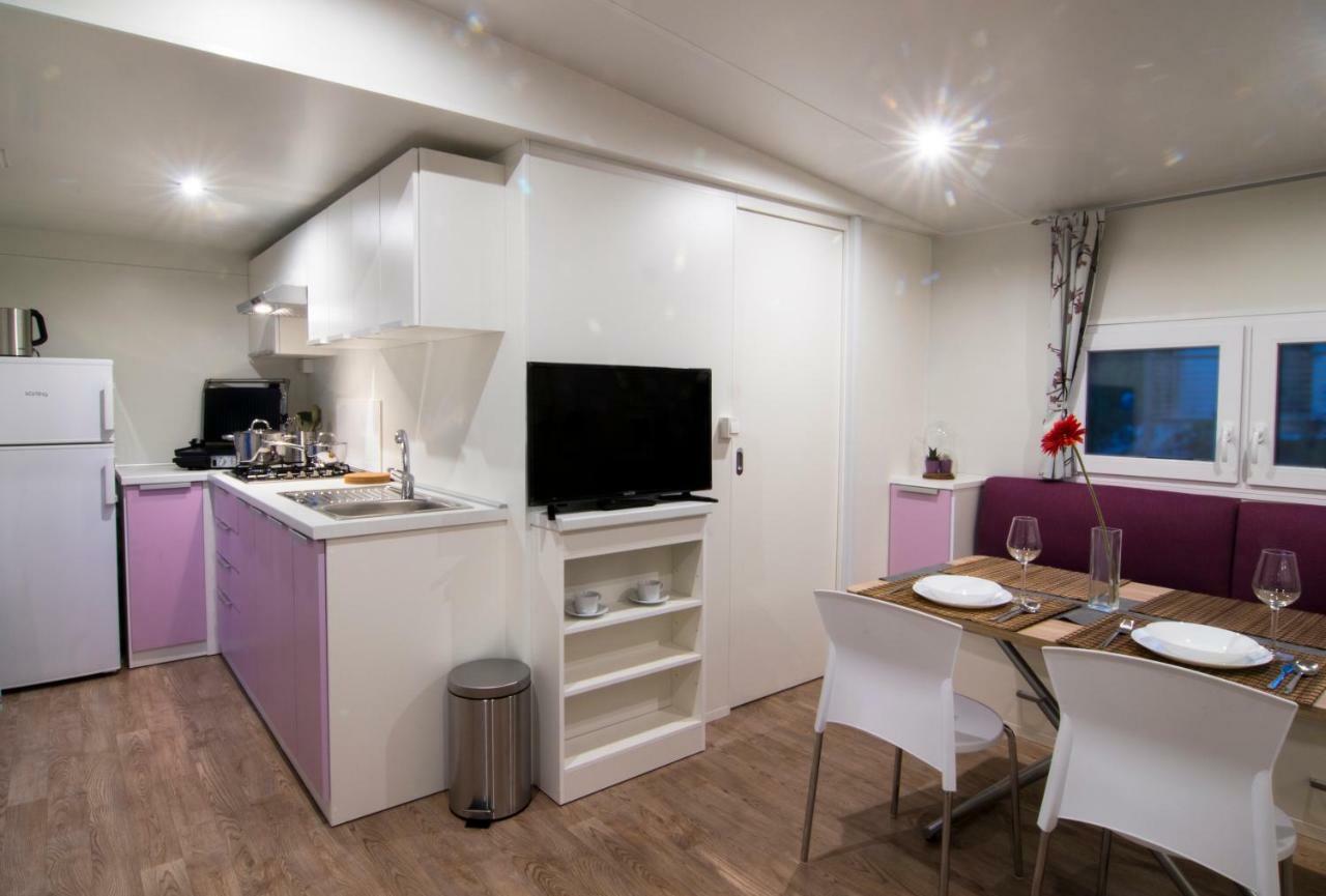 Cherry Premium Adria Mobile Homes Zelena Laguna ポレッチ エクステリア 写真